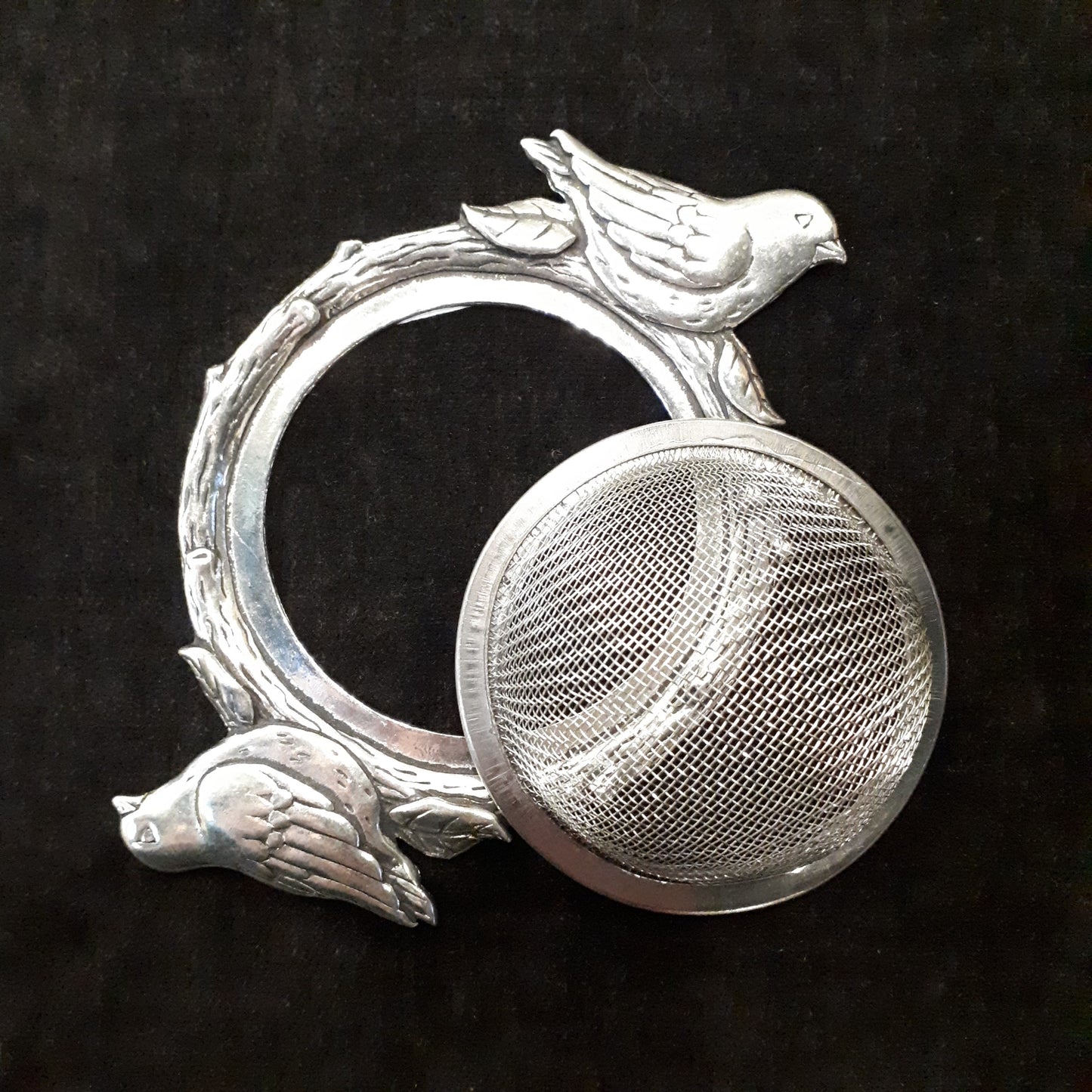 Basic Spirit - Pewter Tea Strainers